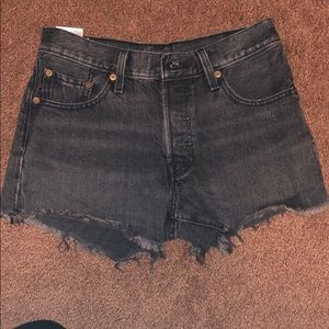 NWOT Levi’s Shorts 501